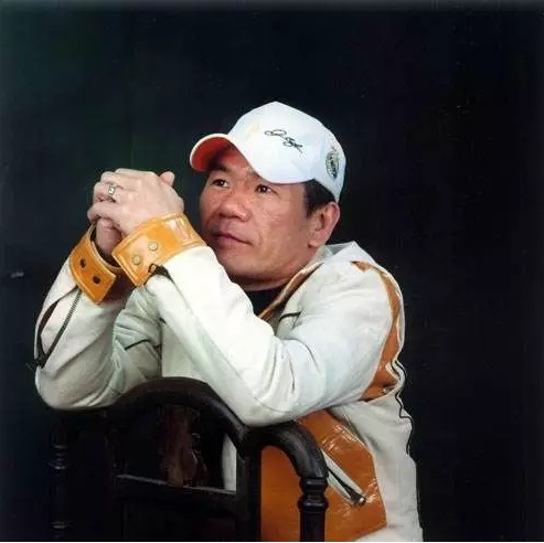 愛(ài)要怎么說(shuō)出口？或許你需要的是一首歌